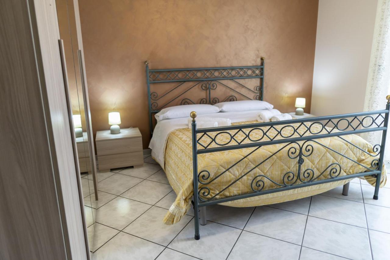 ペダーラ Grotta Del Monaco Bed & Breakfast エクステリア 写真