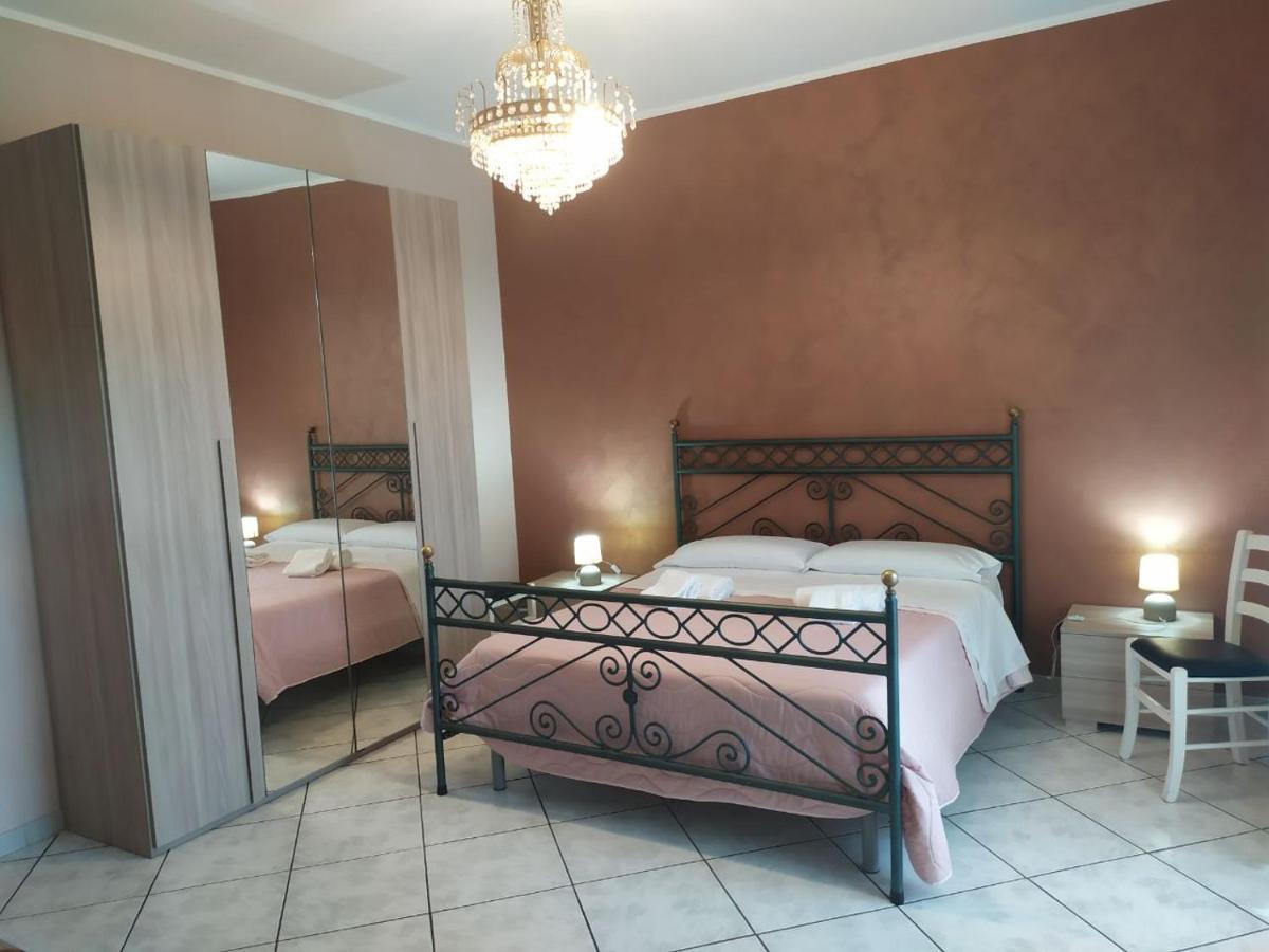 ペダーラ Grotta Del Monaco Bed & Breakfast エクステリア 写真
