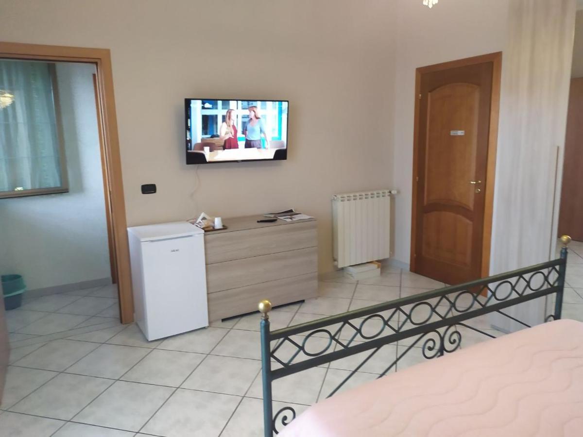 ペダーラ Grotta Del Monaco Bed & Breakfast エクステリア 写真