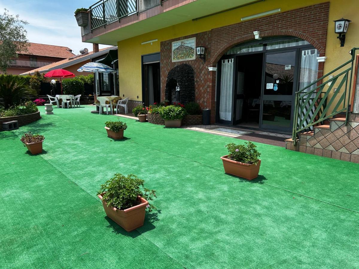 ペダーラ Grotta Del Monaco Bed & Breakfast エクステリア 写真