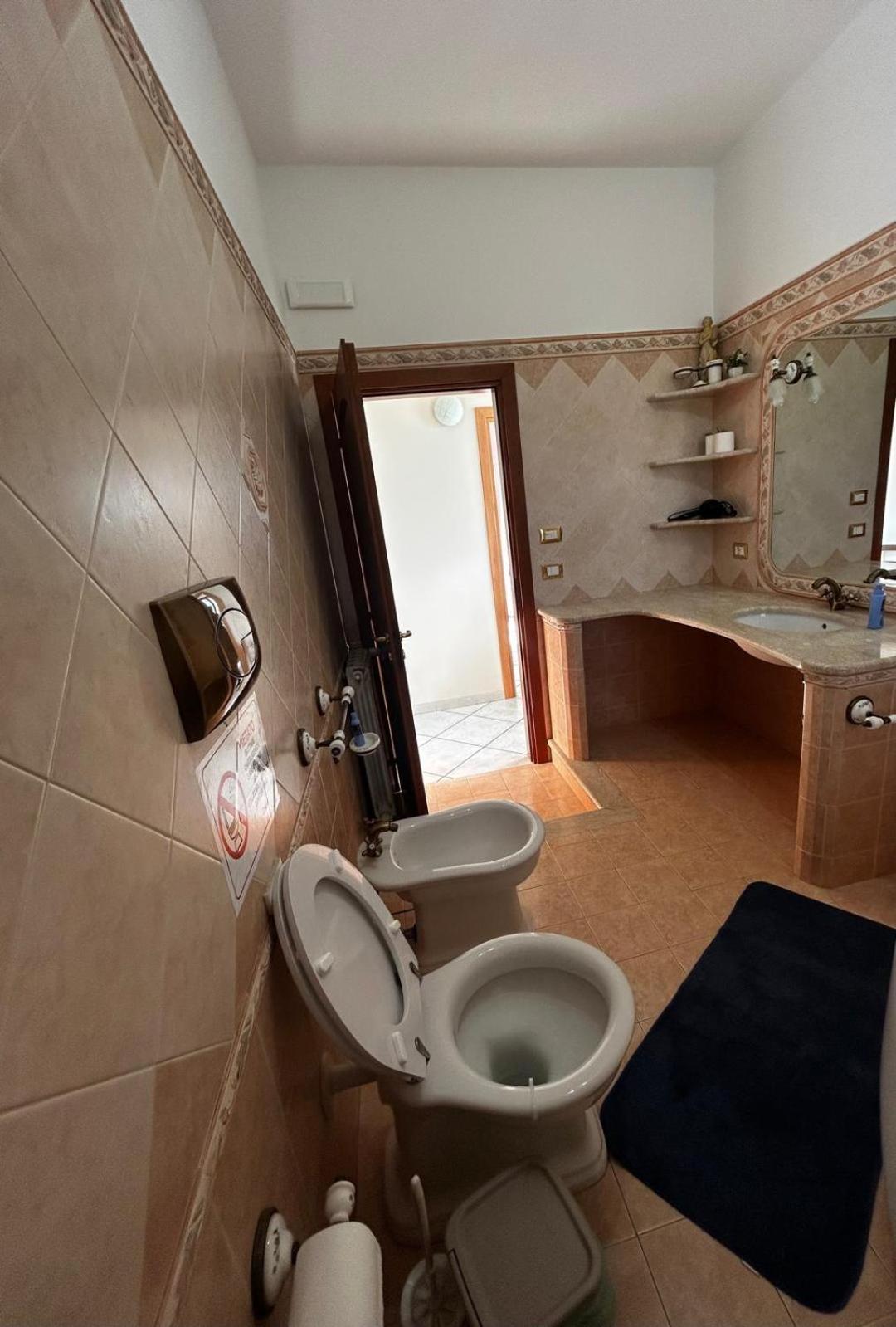 ペダーラ Grotta Del Monaco Bed & Breakfast エクステリア 写真